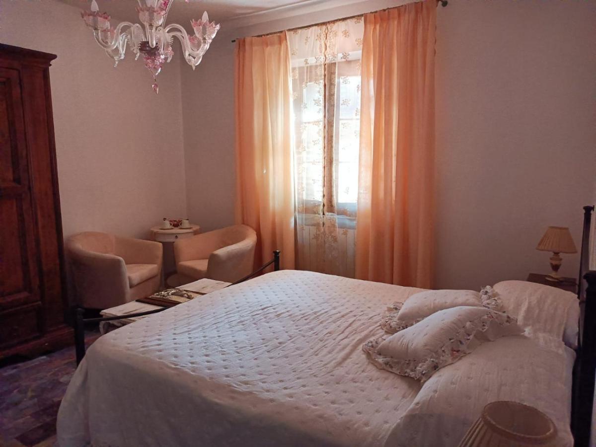 לינה וארוחת בוקר Pianore Pirro & Sharon House מראה חיצוני תמונה