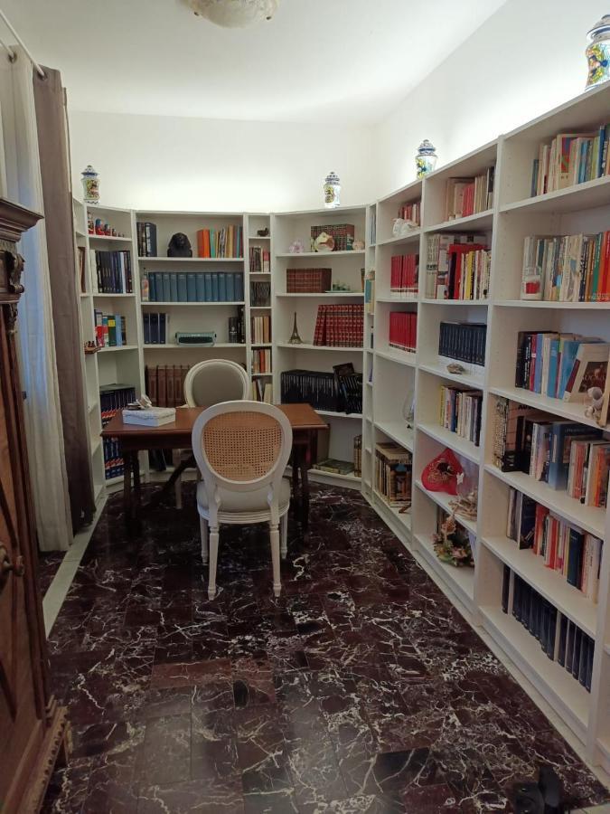 לינה וארוחת בוקר Pianore Pirro & Sharon House מראה חיצוני תמונה